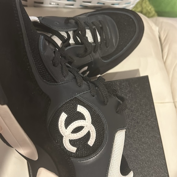 Chanel Sneekers - Picture 3 of 6